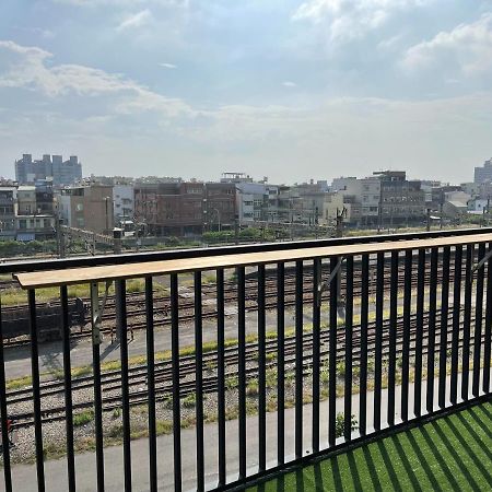 梨幸日和 Good Days In Liko Bed & Breakfast Kaohsiung Exterior photo